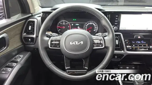 Kia Sorento 2023 — Photo 13/20