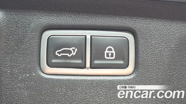 Kia Sorento 2023 — Photo 17/20