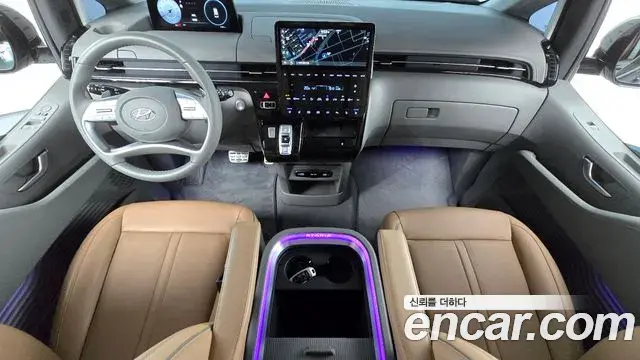Hyundai Staria 2024 — Фото 6/20