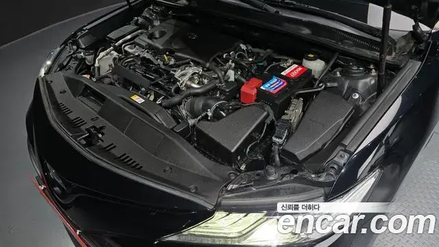 Toyota Camry 2018 — Photo 6/20