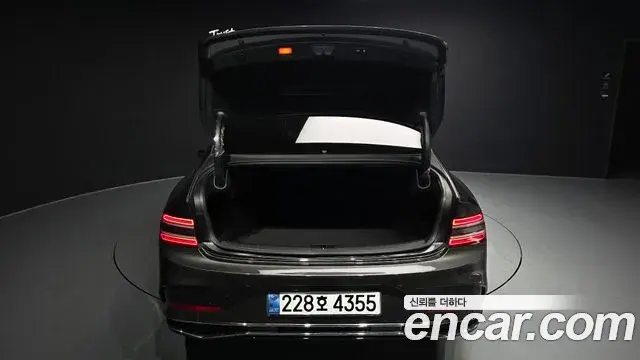 Genesis Electrified G80 2025 — Photo 20/20