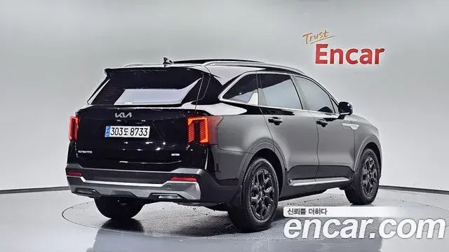 Kia Sorento 2025 — Photo 2/20