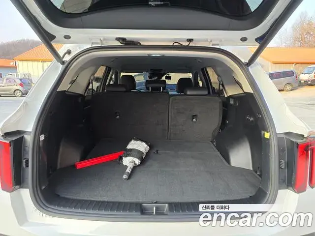 Kia Sorento 2023 — Photo 4/20