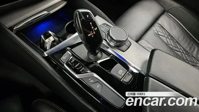 BMW 5 Series 2019 — Фото 9/20