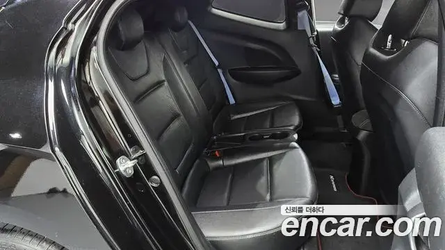 Hyundai Veloster 2020 — Фото 11/20