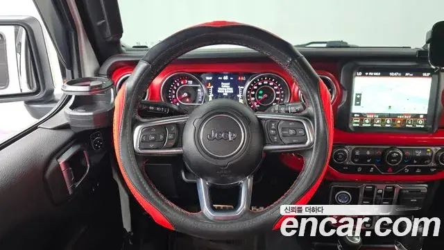 Jeep Wrangler 2022 — Фото 13/20