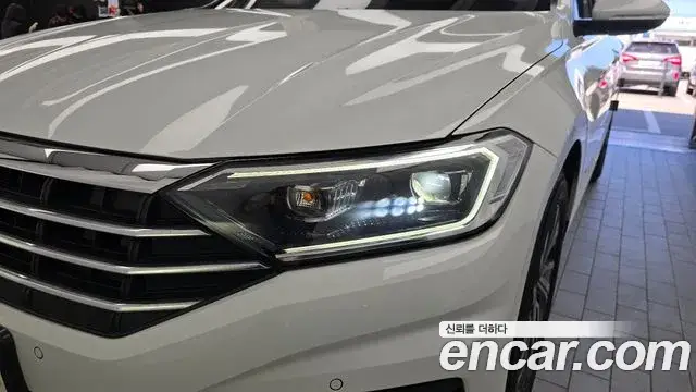 Volkswagen Jetta, 2020