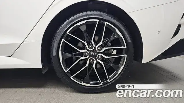Kia K5 2020 — Photo 18/33