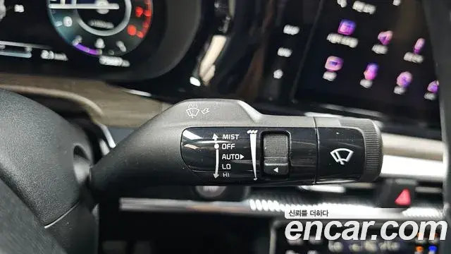 Kia K5 2020 — Photo 10/33