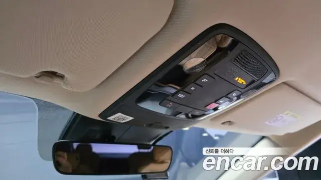 Kia Carnival 2022 — Фото 18/20