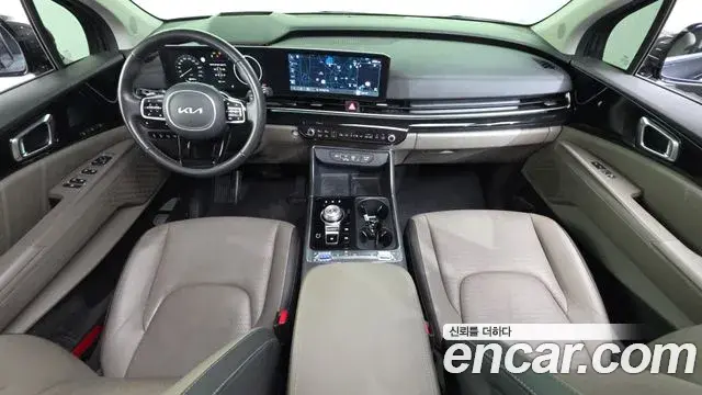 Kia Carnival 2024 — ფოტო 19/34