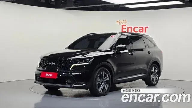 Kia Sorento 2022 — Фото 1/20