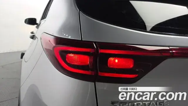 Kia Sportage The Bold 2019 — ფოტო 6/30