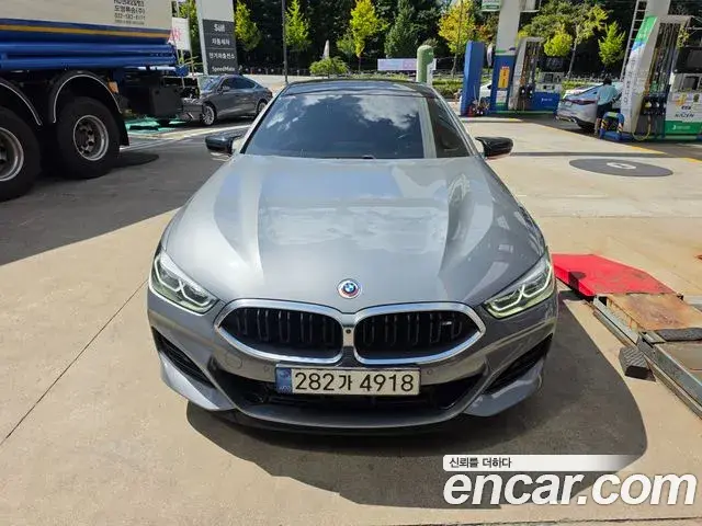 BMW 8 Series 2022 — Фото 1/20