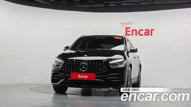 Mercedes-Benz GLA-Class 2021 — Фото 3/20
