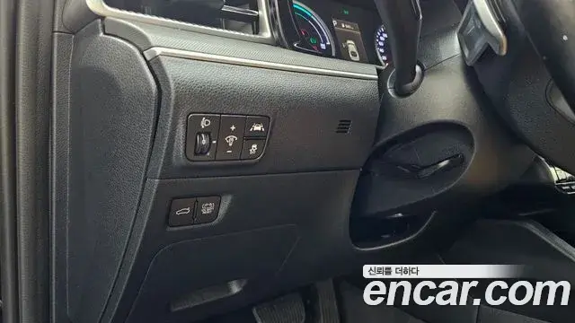 Kia K5 2022 — Şəkil 16/31