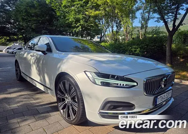 Volvo S90 2022 — ფოტო 11/20