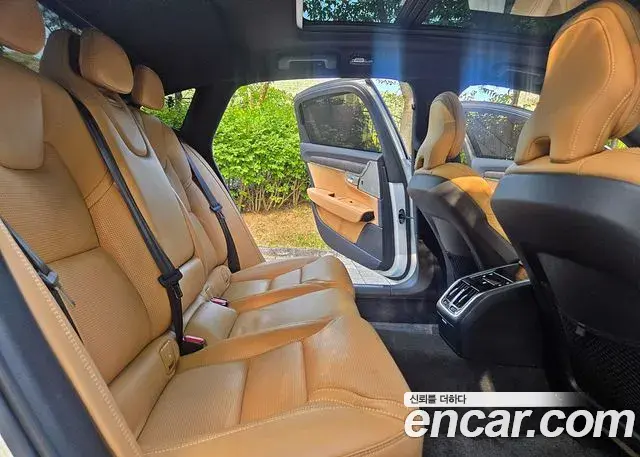 Volvo S90 2022 — ფოტო 5/20