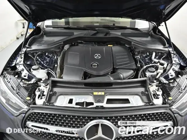 Mercedes-Benz GLC-Class 2024 — Фото 9/20