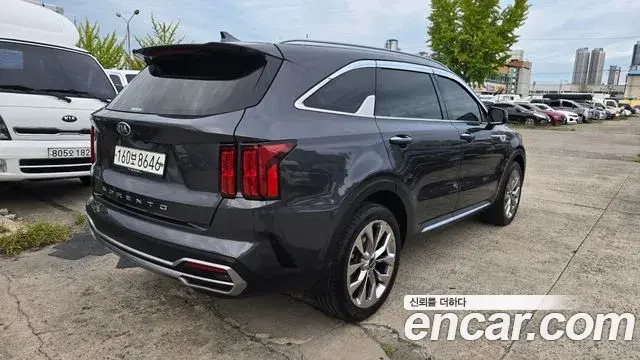 Kia Sorento 2020 — Фото 5/20