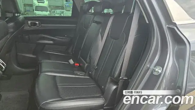 Kia Sorento 2020 — Фото 11/20