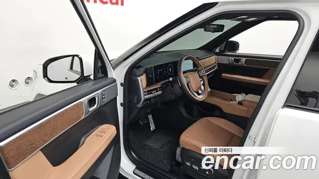 Hyundai Santa Fe 2023 — Photo 8/20