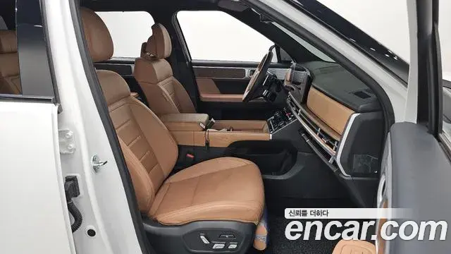 Hyundai Santa Fe 2023 — Photo 10/20