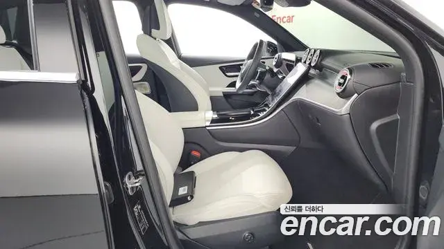 Mercedes-Benz GLC-Class 2025 — Şəkil 28/34
