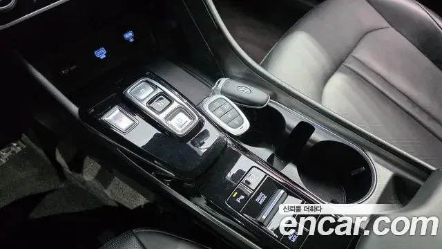 Hyundai Sonata 2022 — Фото 9/20