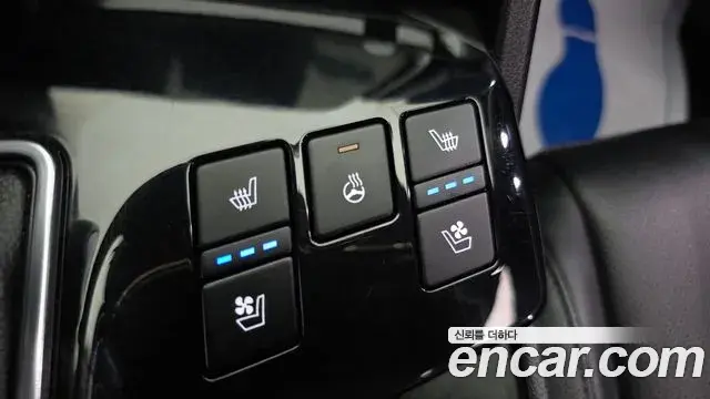 Kia Sportage 2021 — Фото 19/20