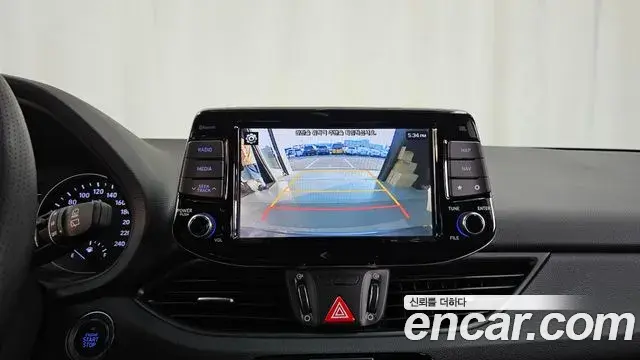 Hyundai i30 2019 — Фото 15/20