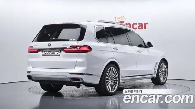BMW X7 2020 — Фото 2/20