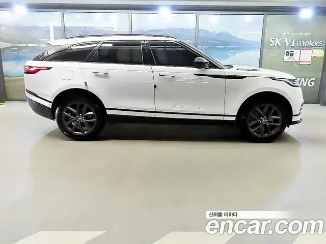 Land Rover Range Rover Velar 2025 — Photo 2/20