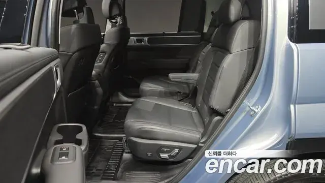 Hyundai Santa Fe 2025 — Фото 12/20