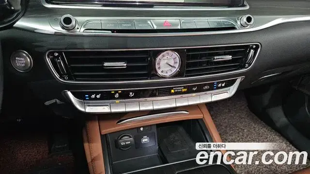 Kia The K9 2018 — Photo 18/20