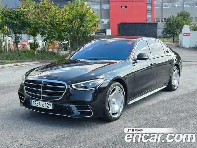 Mercedes-Benz S-Class 2023 — Фото 1/20