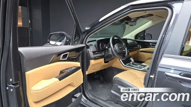 Kia Carnival 2021 — Şəkil 10/20