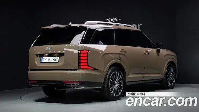 Hyundai Palisade 2025 — Photo 2/20