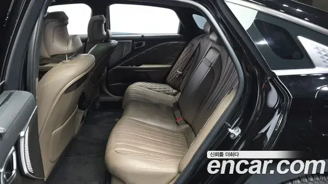 Kia K8 2022 — Photo 19/33