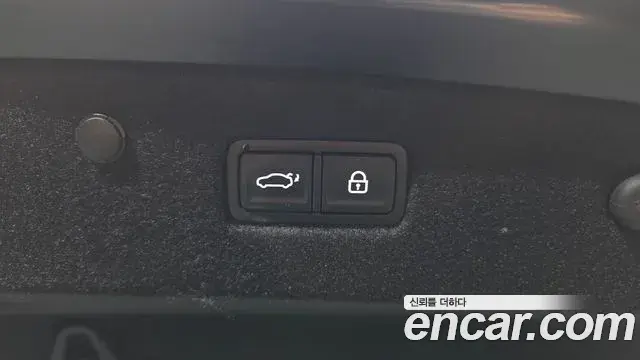 Kia K8 2022 — Photo 22/33