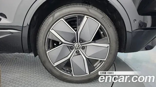 Volkswagen Touareg 2026 — Şəkil 7/35