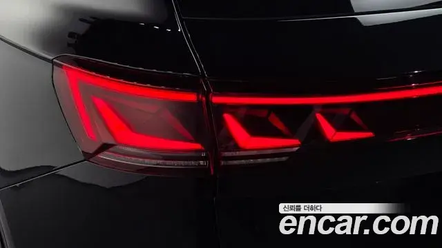 Volkswagen Touareg 2026 — Şəkil 32/35