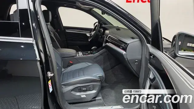 Volkswagen Touareg 2026 — Şəkil 20/35