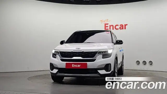 Kia Seltos 2019 — ფოტო 18/35
