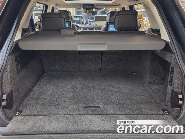 Land Rover Range Rover 2020 — ფოტო 1/20