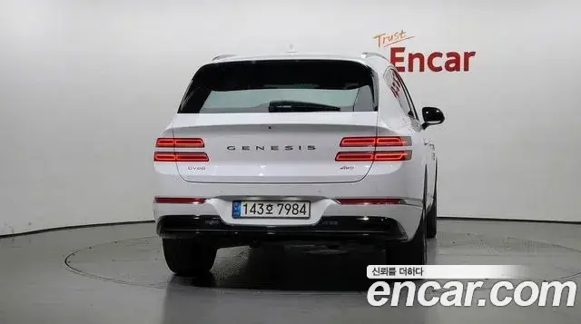 Genesis GV80 2021 — ფოტო 9/32