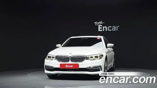 BMW 5 Series 2018 — Фото 3/20