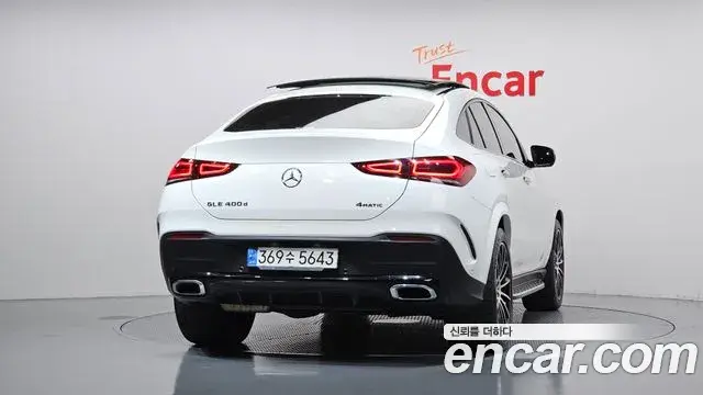 Mercedes-Benz GLE-Class 2022 — Photo 4/20