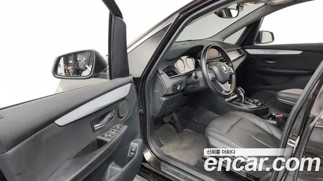 BMW 2 Series Active Tourer 2020 — Şəkil 20/20