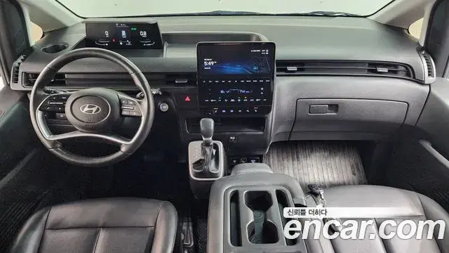 Hyundai Staria 2024 — Фото 7/20